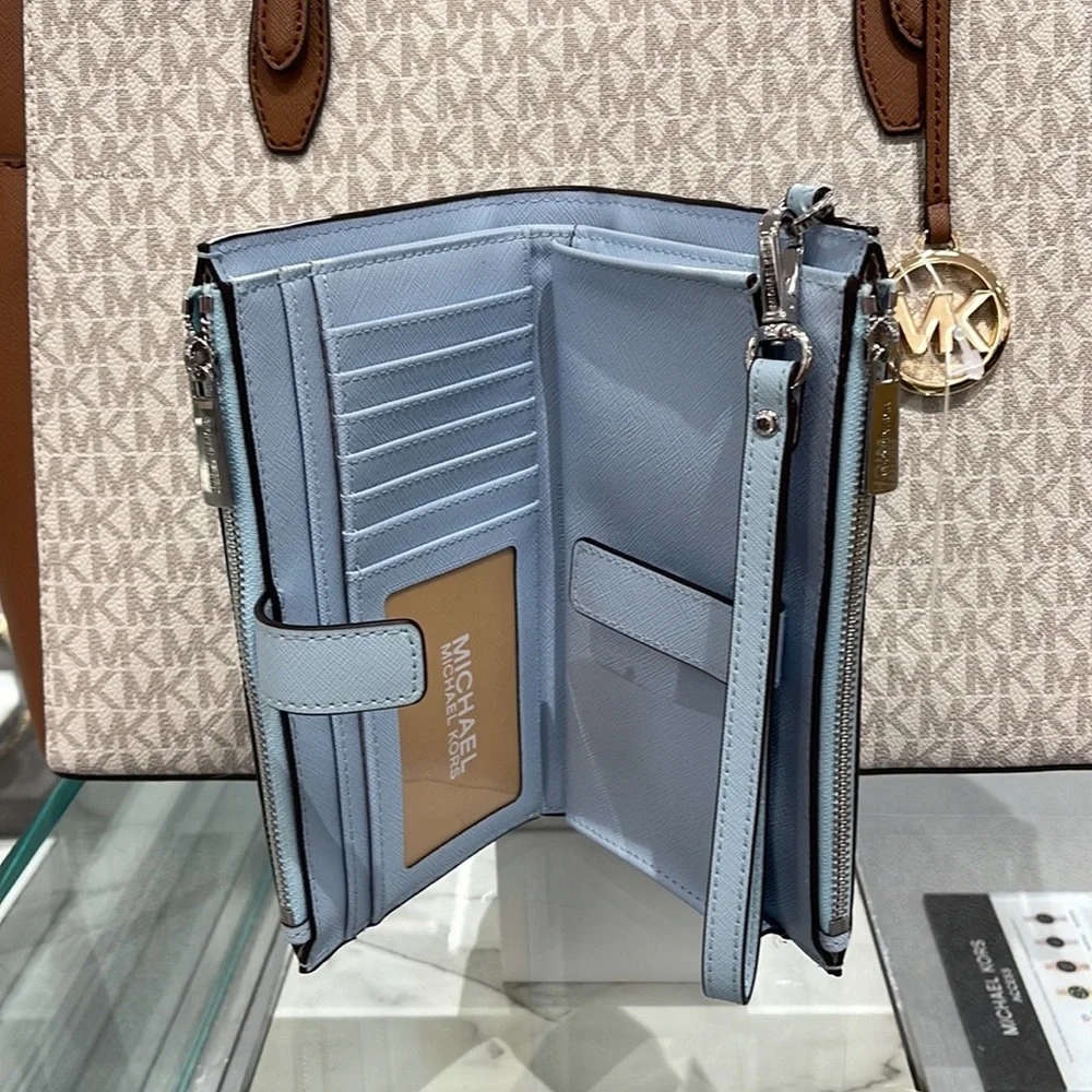 MICHAEL KORS LARGE DOUBLE ZIP WRISTLET WALLET PHONE CASE CLUTCH 
Vista Blue 
NWT - Picture 11 of 16